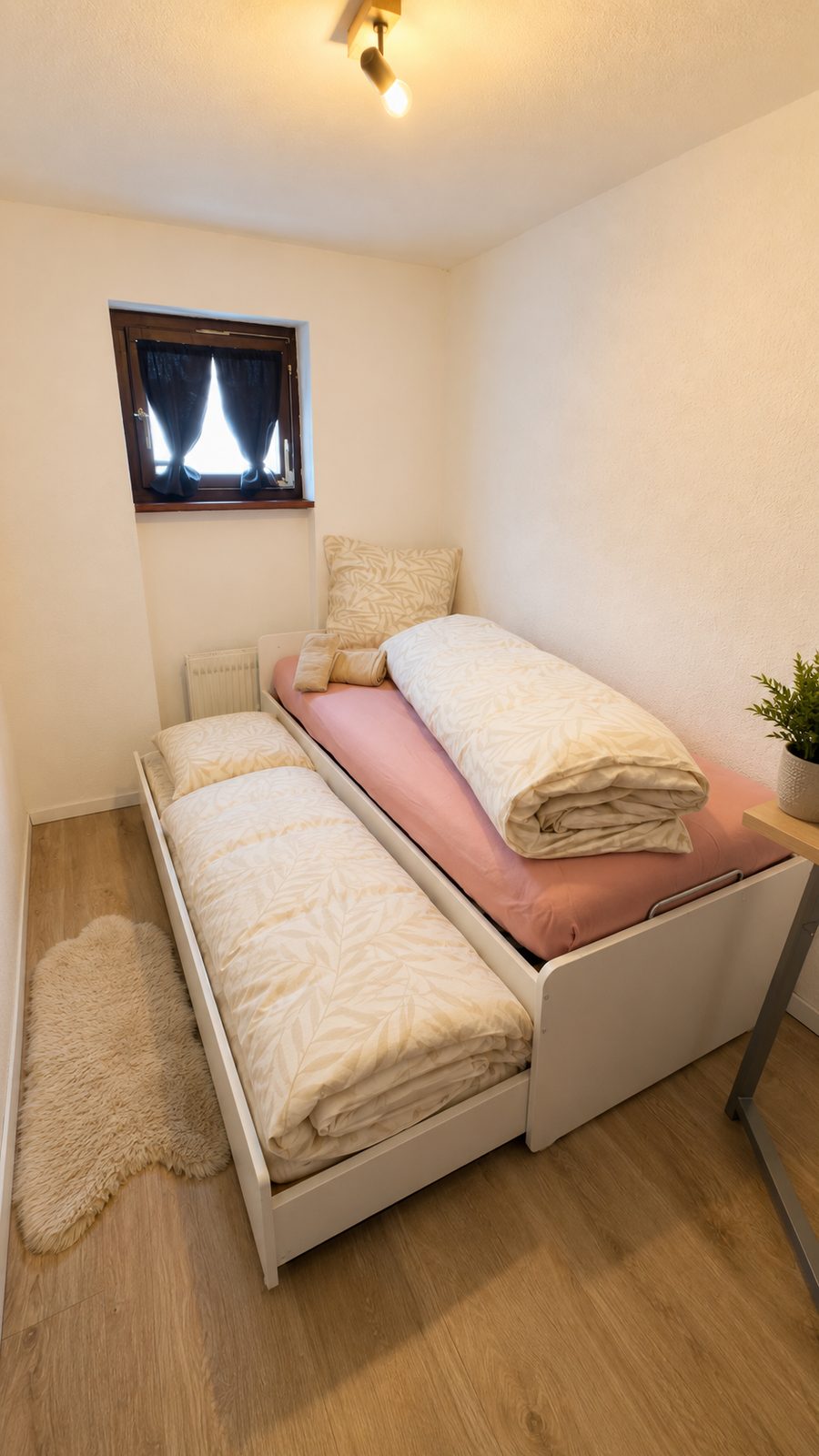 Annexe du studio avec deux lits simples, Loèche-les-Bains