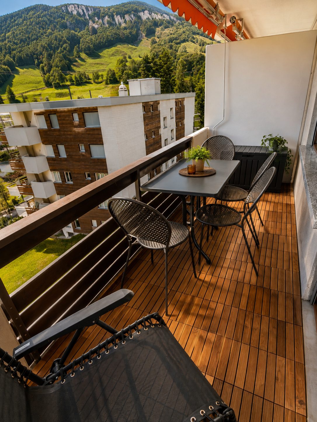 Balcon du studio avec vue sur la montagne, Loèche-les-Bains